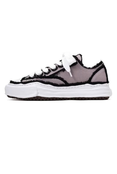 FP Low-Top Sneaker